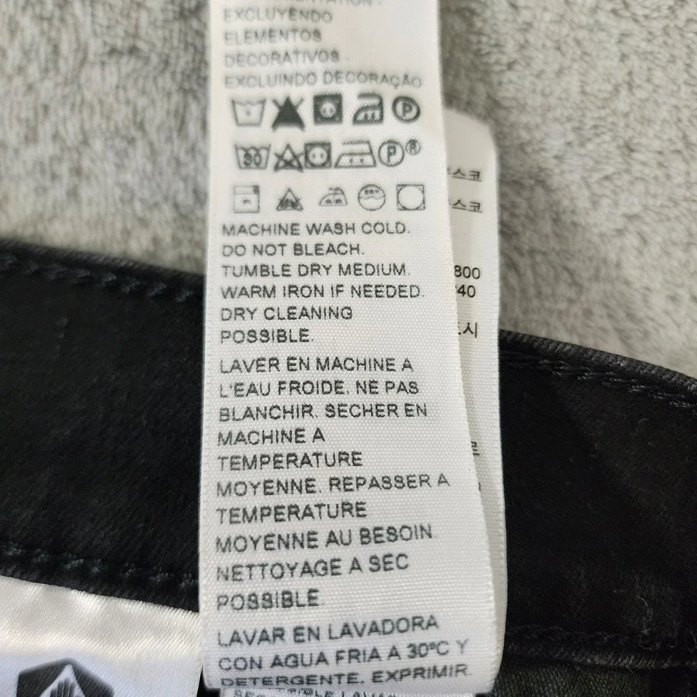 Levi's Women's 720 High Rise Super‎ Skinny Jeans Pants Black Measured Size 33